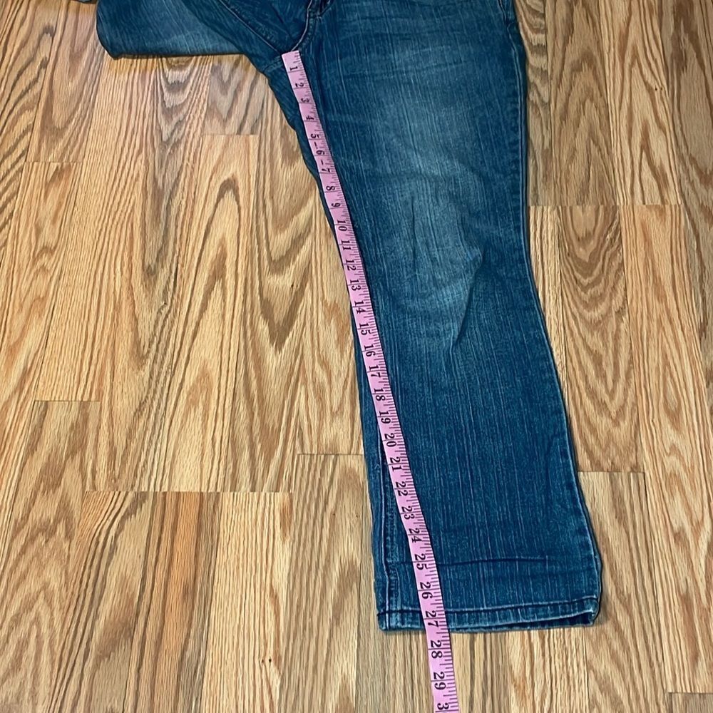 Guess Y2K Crop Capri Jeans , low rise, 28 - Picture 7 of 9